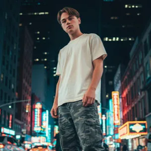 多样拍摄风格 · 时尚街拍