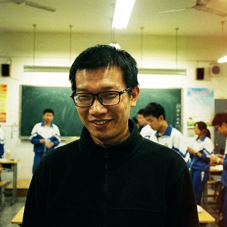 生活场景自拍 · 穿越回高中